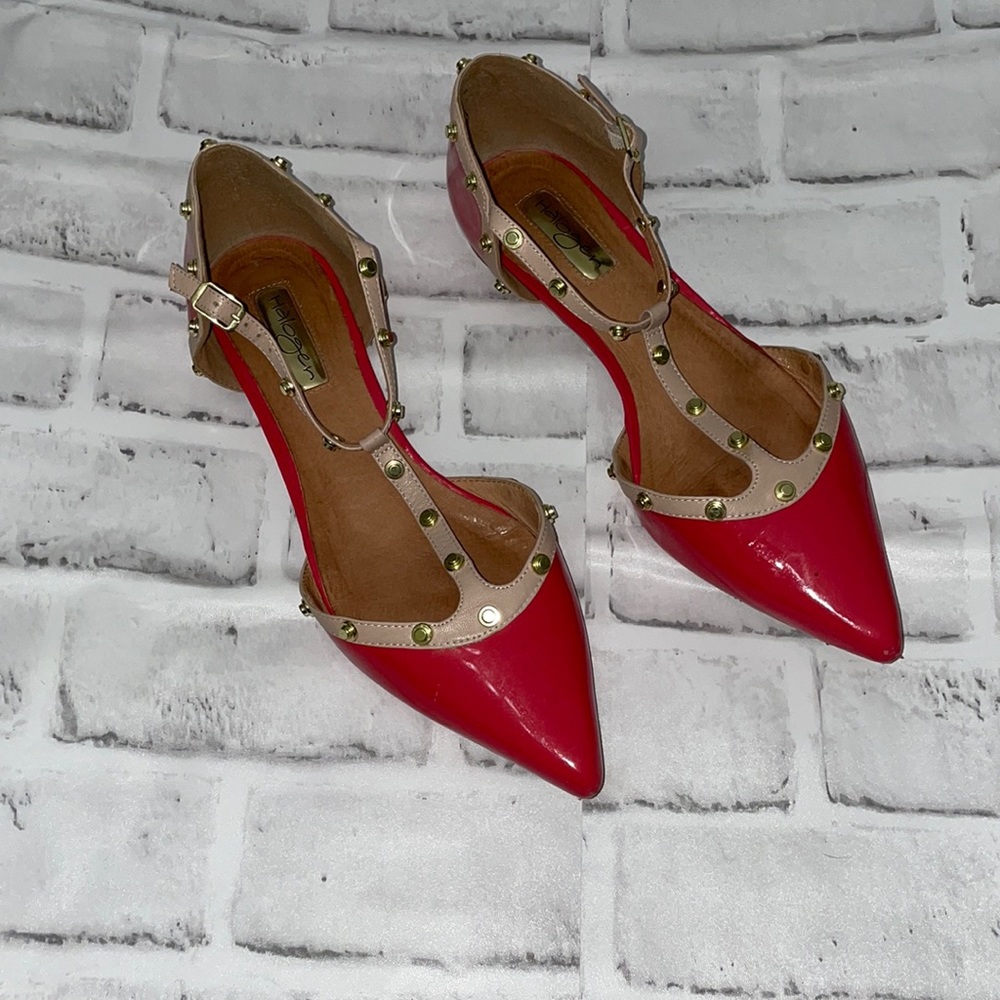 Halogen Flats Coral with Blush T-strap Stud detail